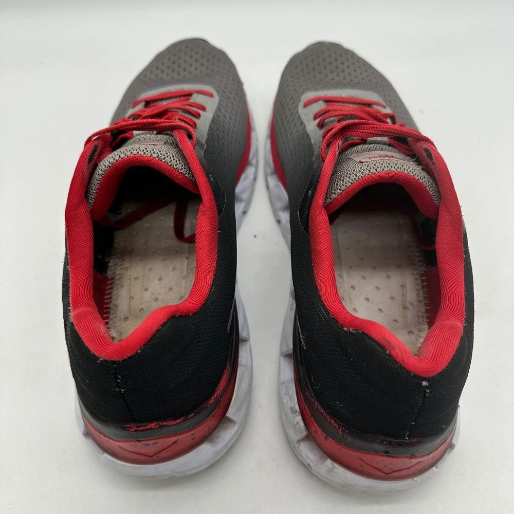 Hoka One One 1019267 BRNR Mens Size 10.5 Sneakers Black Red Elevon Running Shoes